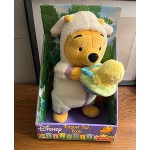 New Vintage Disney Easter Pal Pooh plush 2003